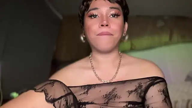 Snapshot of goddessofalltime chatting on October 29, 2025, 12:02 am goddessofalltime online show from October 29, 2025, 12:02 am