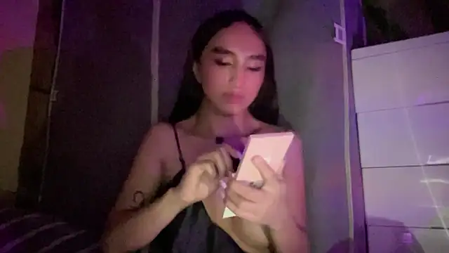 Snapshot of CassieXMarga chatting on October 23, 2025, 4:50 pm CassieXMarga online show from October 23, 2025, 4:50 pm