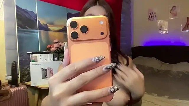 Snapshot of CassieXMarga chatting on October 29, 2025, 4:37 am CassieXMarga online show from October 29, 2025, 4:37 am