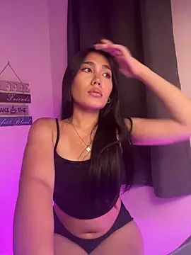 Snapshot of xo_mixy chatting on November 21, 2025, 8:35 am xo mixy online show from November 21, 2025, 8:35 am