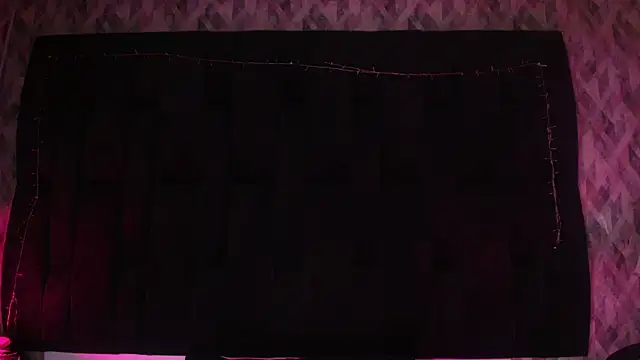 wensheng  online show from September 24, 2025, 7:06 pm