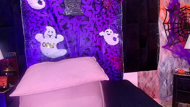 wensheng  online show from October 11, 2025, 7:12 pm