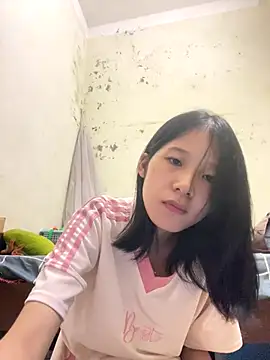 Snapshot of meomeo2k6 chatting on October 3, 2025, 2:36 pm meomeo2k6 online show from October 3, 2025, 2:36 pm