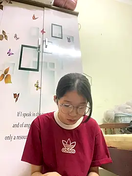 Snapshot of meomeo2k6 chatting on October 23, 2025, 5:40 am meomeo2k6 online show from October 23, 2025, 5:40 am