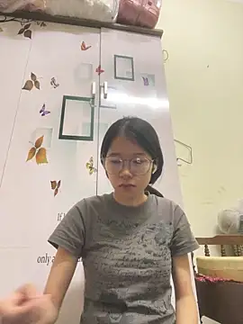 Snapshot of meomeo2k6 chatting on October 24, 2025, 6:21 am meomeo2k6 online show from October 24, 2025, 6:21 am