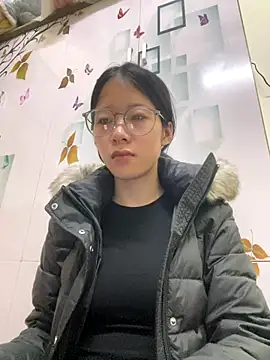 Snapshot of meomeo2k6 chatting on November 5, 2025, 1:44 pm meomeo2k6 online show from November 5, 2025, 1:44 pm