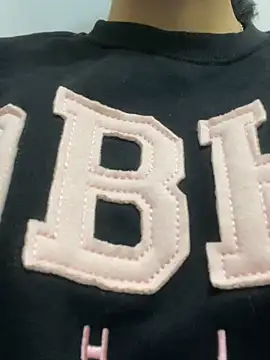 Snapshot of meomeo2k6 chatting on November 18, 2025, 2:43 pm meomeo2k6 online show from November 18, 2025, 2:43 pm