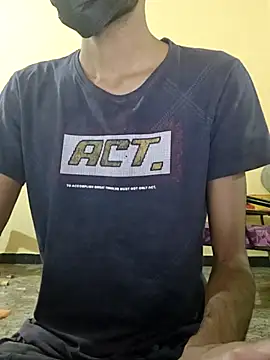 rockyy23boy online show from October 21, 2025, 7:53 am