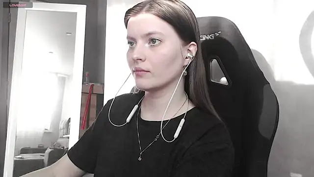 Snapshot of cute_elfy_ chatting on September 23, 2025, 2:31 pm cute elfy online show from September 23, 2025, 2:31 pm