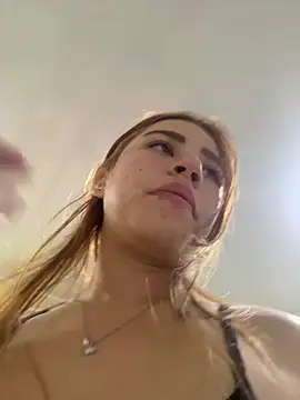 Solara- online show from November 7, 2025, 7:58 pm