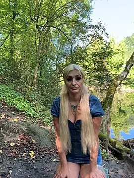 Snapshot of sexycouples35 chatting on September 12, 2025, 10:26 am sexycouples35 online show from September 12, 2025, 10:26 am