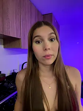 Snapshot of Nikii__ chatting on December 14, 2025, 1:11 am Nikii online show from December 14, 2025, 1:11 am