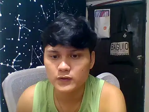 Snapshot of urcut1eseanxxx chatting on December 15, 2025, 2:43 pm urcut1eseanxxx online show from December 15, 2025, 2:43 pm