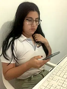 Velma star online show from October 6, 2025, 10:45 am