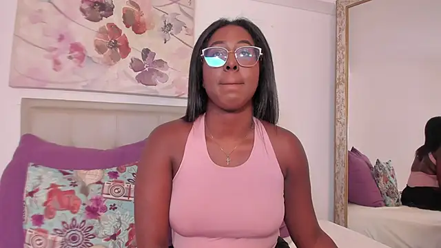 Snapshot of malak_brawn chatting on September 16, 2025, 4:30 pm malak brawn online show from September 16, 2025, 4:30 pm