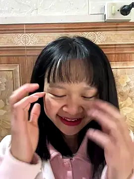 Daisy018 online show from December 18, 2025, 2:50 am