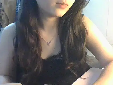 Linzly online show from October 25, 2025, 3:14 am