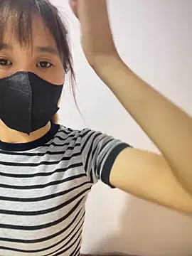 Lucy217 online show from October 5, 2025, 2:04 pm