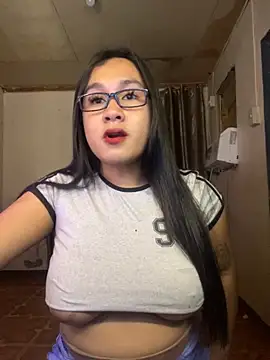 Snapshot of patty_meowk chatting on December 18, 2025, 6:47 pm patty meowk online show from December 18, 2025, 6:47 pm