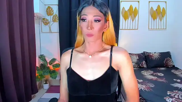 Amandawillson online show from October 7, 2025, 7:11 pm