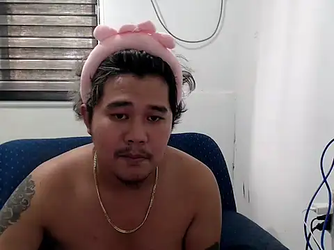 Snapshot of tastylicious_John19 chatting on November 14, 2025, 2:10 am tastylicious John19 online show from November 14, 2025, 2:10 am