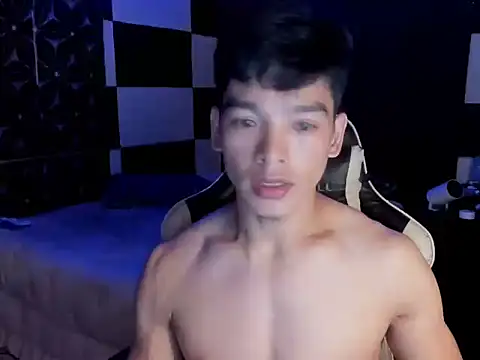 Snapshot of AsianHotBODYY chatting on September 12, 2025, 1:55 pm AsianHotBODYY online show from September 12, 2025, 1:55 pm