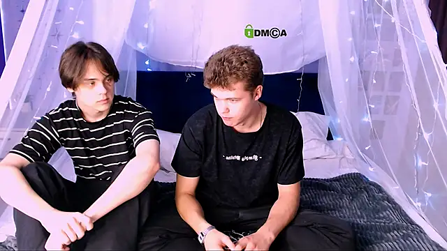 Snapshot of lucas_long_ chatting on September 16, 2025, 5:19 am lucas long online show from September 16, 2025, 5:19 am