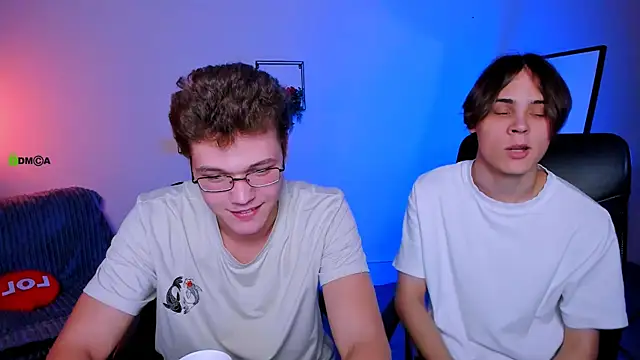 Snapshot of lucas_long_ chatting on September 18, 2025, 12:51 pm lucas long online show from September 18, 2025, 12:51 pm