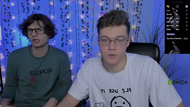 Snapshot of lucas_long_ chatting on October 1, 2025, 1:17 pm lucas long online show from October 1, 2025, 1:17 pm