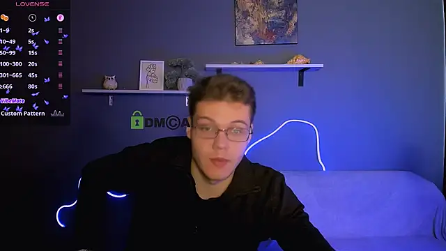 Snapshot of lucas_long_ chatting on October 13, 2025, 12:38 pm lucas long online show from October 13, 2025, 12:38 pm