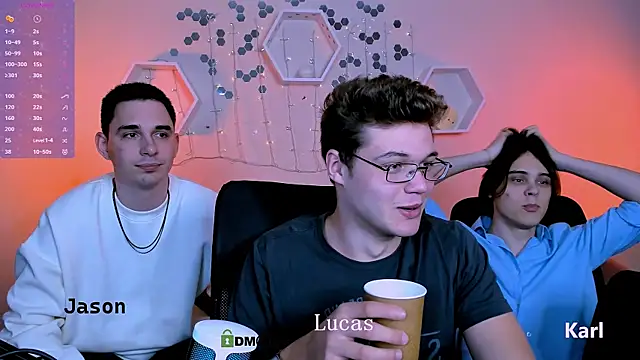 Snapshot of lucas_long_ chatting on November 17, 2025, 8:36 pm lucas long online show from November 17, 2025, 8:36 pm