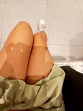 Snapshot of Ori-Lynk chatting on October 20, 2025, 8:04 am Ori-Lynk online show from October 20, 2025, 8:04 am