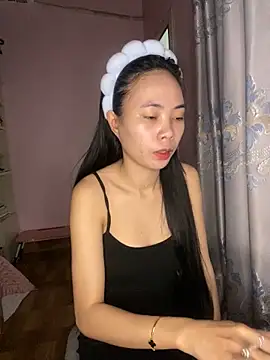 Snapshot of Dau-Tayy chatting on November 16, 2025, 7:25 am Dau-Tayy online show from November 16, 2025, 7:25 am