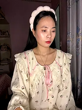 Snapshot of Dau-Tayy chatting on November 28, 2025, 10:07 am Dau-Tayy online show from November 28, 2025, 10:07 am