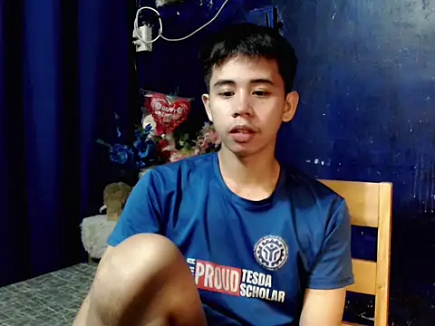 urasianbigcock online show from November 4, 2025, 1:32 pm