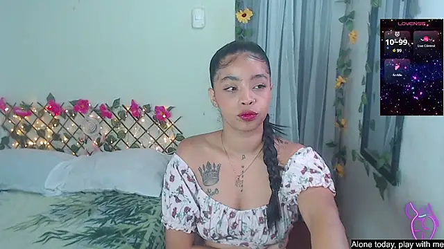 Angie Lee01 online show from November 14, 2025, 11:20 am