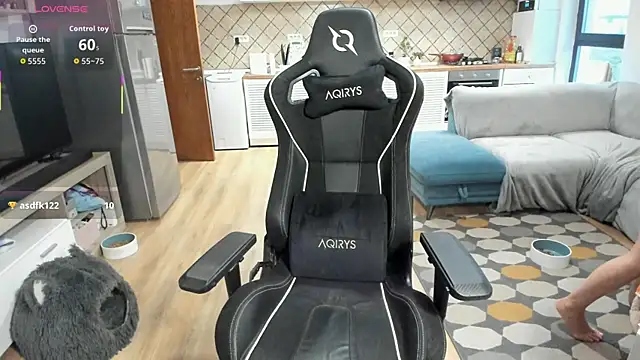 cherry bams online show from September 10, 2025, 3:45 pm