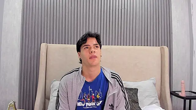 Snapshot of BenitoSaenz chatting on September 10, 2025, 11:54 am BenitoSaenz online show from September 10, 2025, 11:54 am