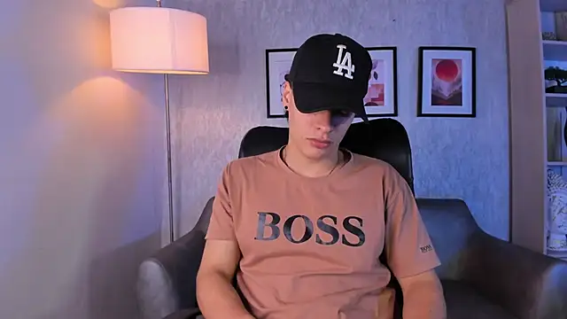 Snapshot of BenitoSaenz chatting on October 29, 2025, 11:56 am BenitoSaenz online show from October 29, 2025, 11:56 am