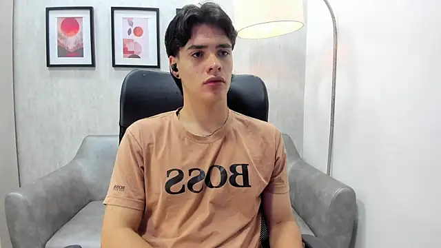 Snapshot of BenitoSaenz chatting on November 23, 2025, 11:54 am BenitoSaenz online show from November 23, 2025, 11:54 am