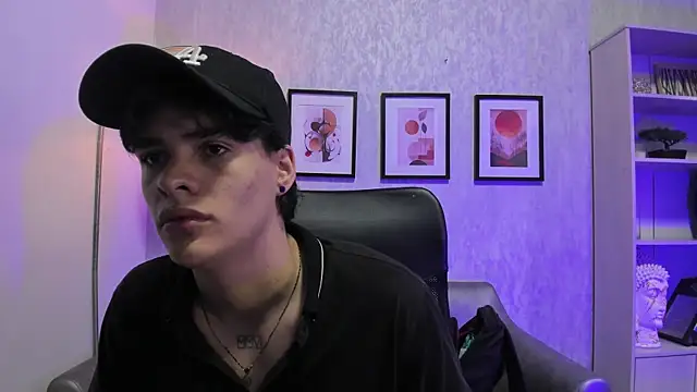 Snapshot of BenitoSaenz chatting on December 2, 2025, 11:59 am BenitoSaenz online show from December 2, 2025, 11:59 am