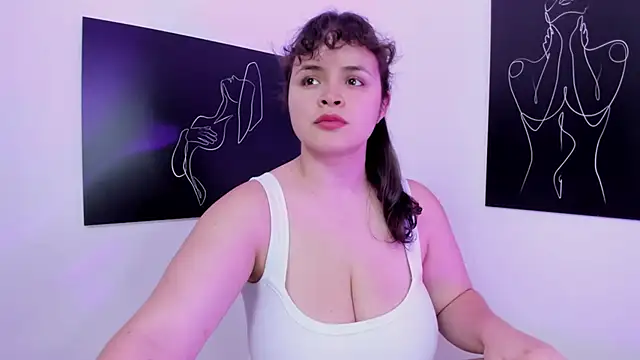 Snapshot of SeleneLuminari8 chatting on October 5, 2025, 4:05 pm SeleneLuminari8 online show from October 5, 2025, 4:05 pm