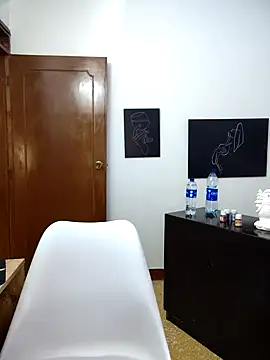 Snapshot of SeleneLuminari8 chatting on November 28, 2025, 3:14 pm SeleneLuminari8 online show from November 28, 2025, 3:14 pm