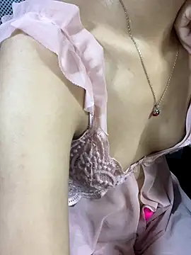 Mina048 online show from October 5, 2025, 4:38 pm