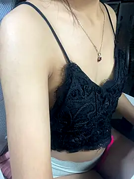 Mina048 online show from October 21, 2025, 3:57 pm