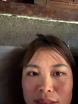 MychuSweet online show from December 1, 2025, 6:07 am