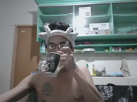 Natsboii online show from October 3, 2025, 10:51 pm