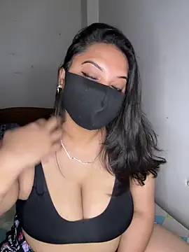 Snapshot of Momita-1 chatting on October 28, 2025, 4:53 pm Momita-1 online show from October 28, 2025, 4:53 pm