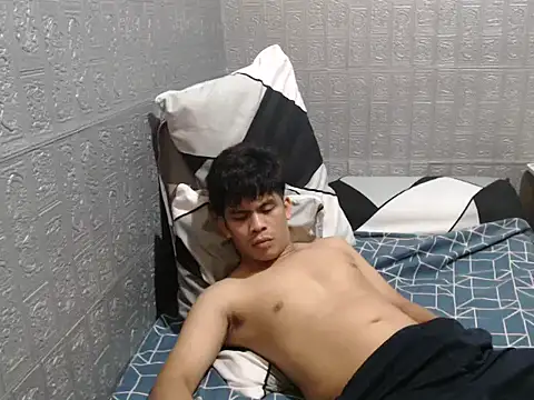 Snapshot of cumwhat_me chatting on September 30, 2025, 1:27 pm cumwhat me online show from September 30, 2025, 1:27 pm