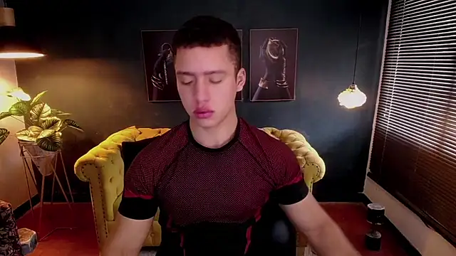 Snapshot of deivid_parker chatting on October 14, 2025, 1:56 pm deivid parker online show from October 14, 2025, 1:56 pm